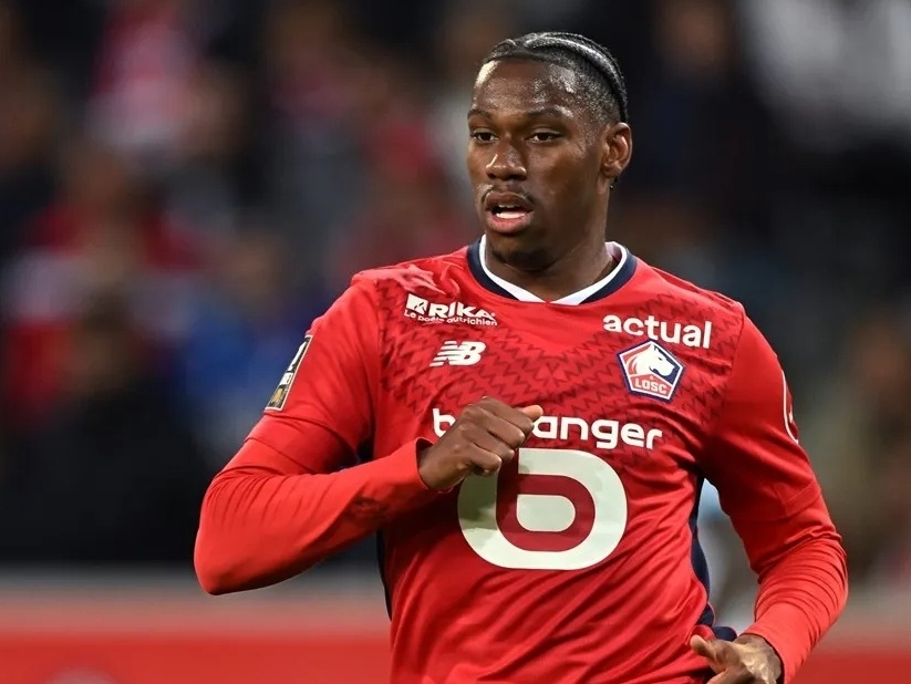 在防守端也 在防守端也